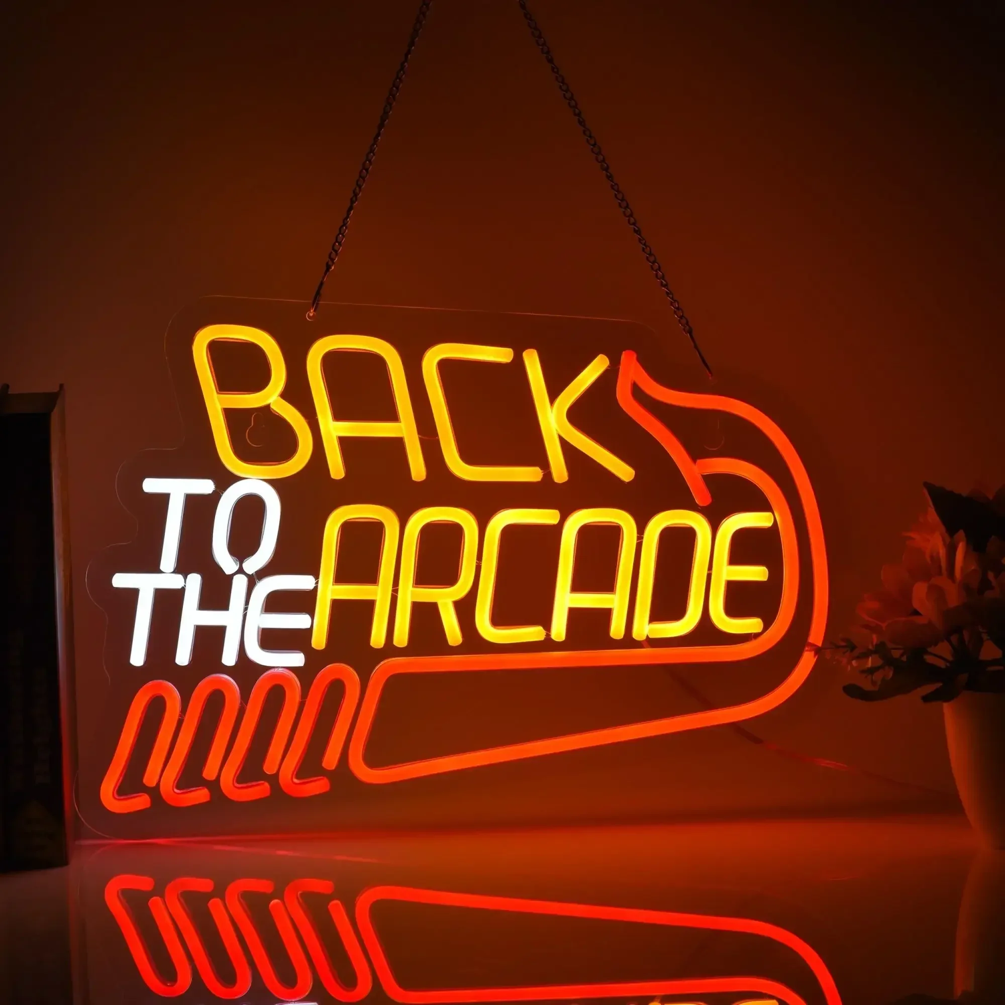 Retro Gaming Room Ideas - Neonowy znak Arcade Retro do pokoju